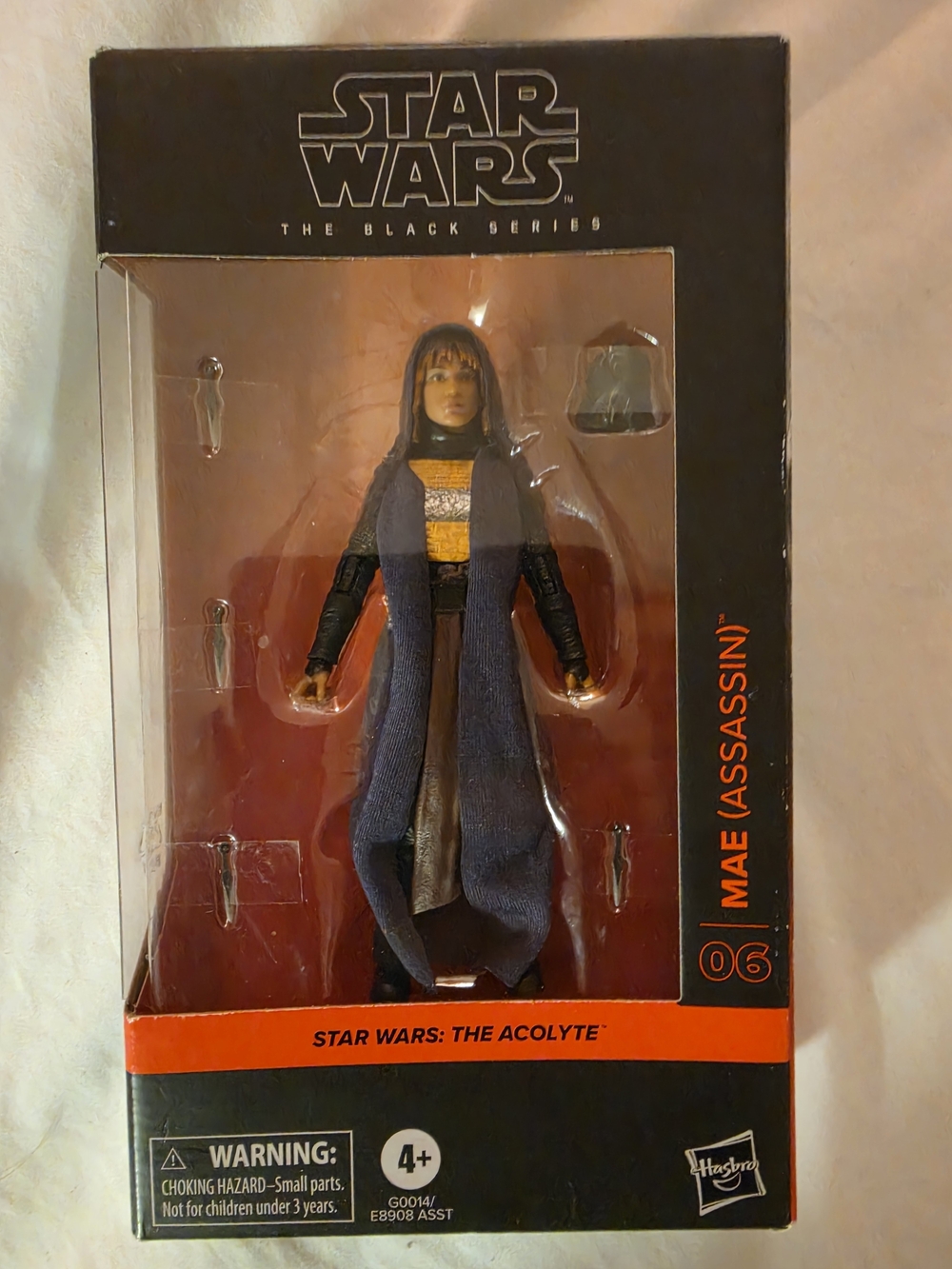 Star Wars The Black Series Mae (Assassin) Action Figure – Blue 06